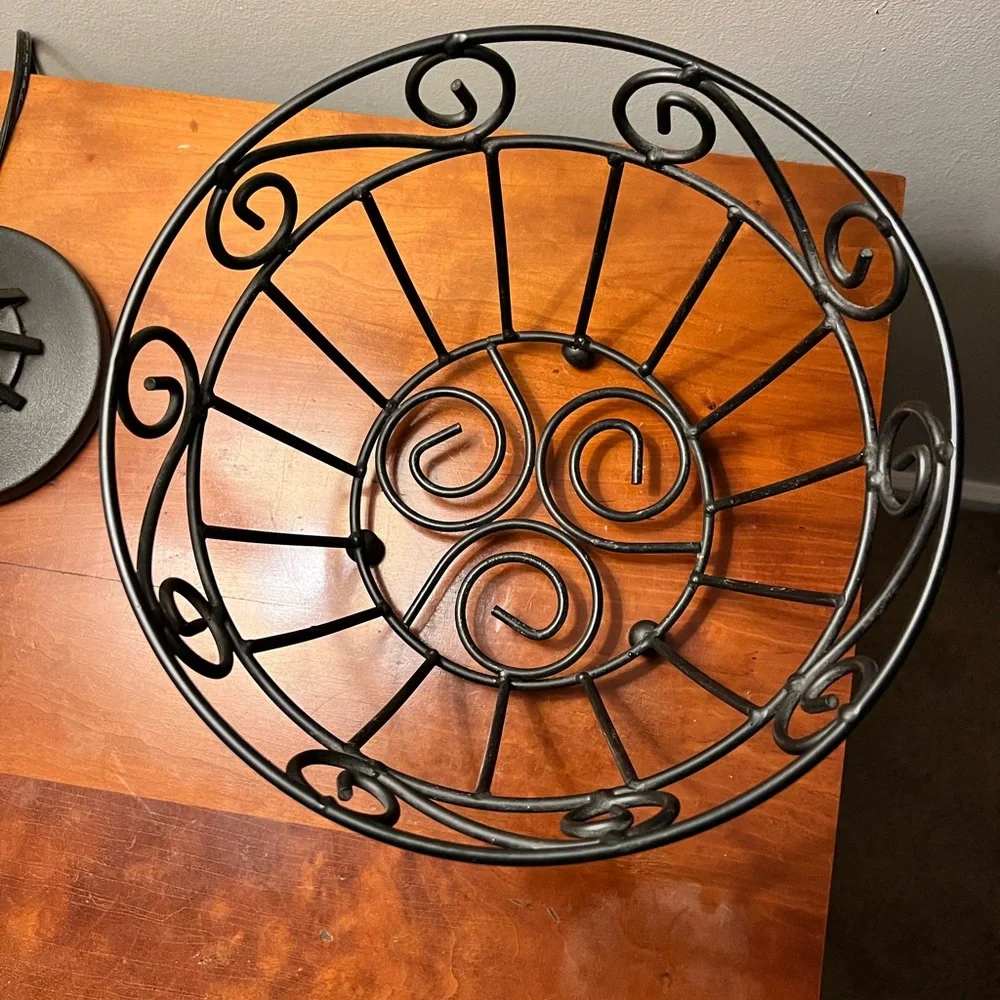 Elegant Black Metal Wire Basket